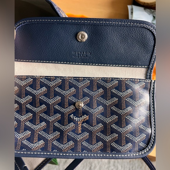 Brand New Never Worn Goyard St. Louis PM - Picture 5 of 9